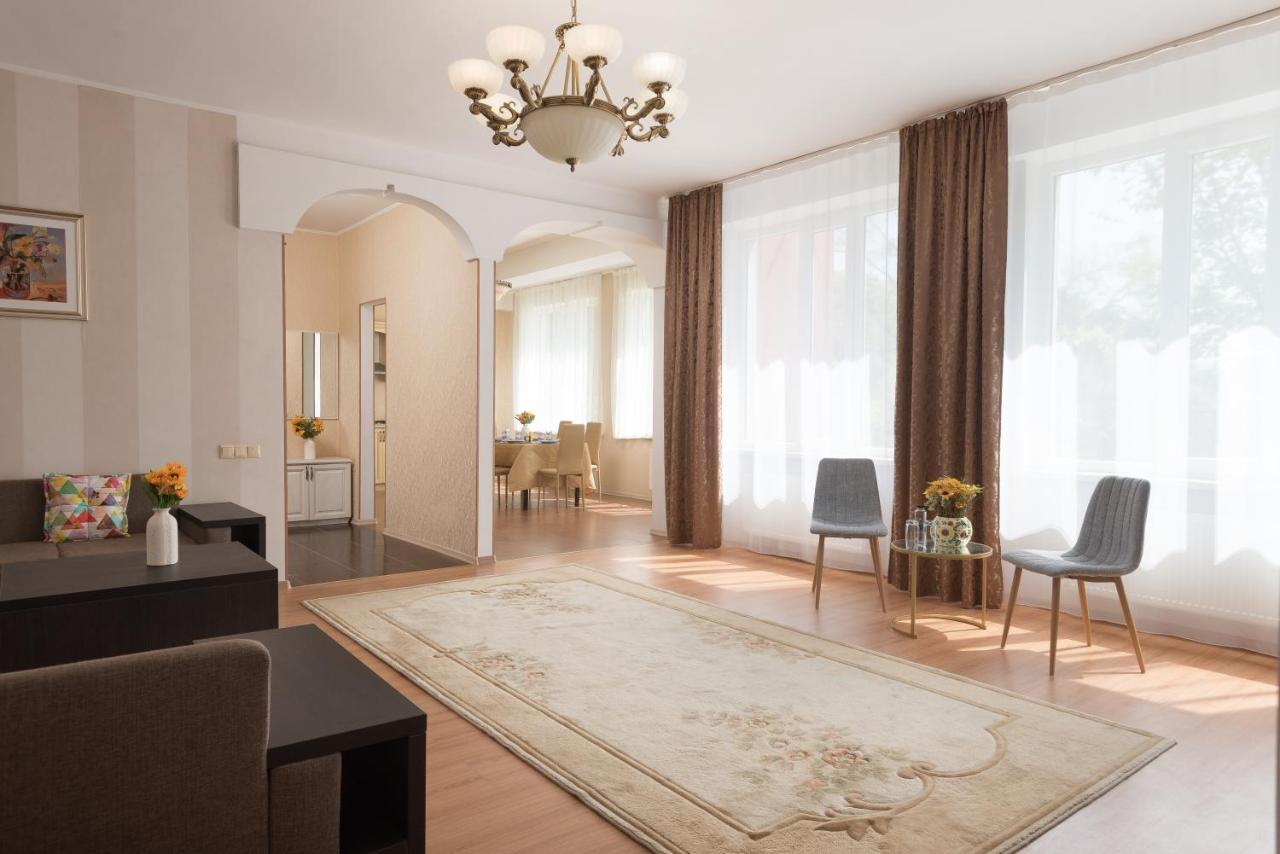 Art Hotel Chisinau Luaran gambar